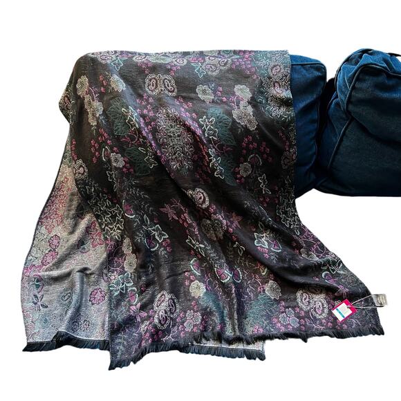 Vince Camuto Scarf Wrap Bright Black Floral Dark Gray Pink Blue NWT - Picture 4 of 9